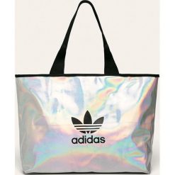Adidas Originals - Torebka. Szare torby damskie na zakupy adidas Originals, w paski, z poliesteru, na ramię, duże, z nadrukiem, bez dodatków. Za 249,90 zł.