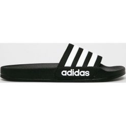 Adidas - Klapki dziecięce. Czarne sandały chłopięce Adidas, z materiału. Za 79,90 zł.