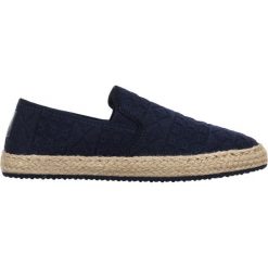 Gant Krista Espadryle Niebieski. Niebieskie espadryle damskie GANT, z haftami, z materiału, bez obcasa. Za 309,95 zł.