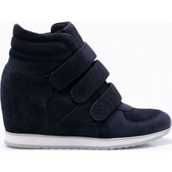 Gino Rossi - Botki Aimi. Czarne buty zimowe damskie marki Gino Rossi, z gumy, z okrągłym noskiem, na koturnie. Za 599,90 zł.