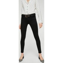 Mango - Jeansy Elektra. Czarne rurki damskie marki Mango, z aplikacjami, z elastanu. W wyprzedaży za 90,93 zł.
