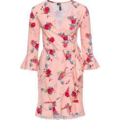 Sukienki: Sukienka shirtowa z falbanami bonprix jasnoróżowy cukierkowy w kwiaty