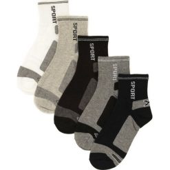 10-Pack Mix Kolorów-Skarpetki Burning Bridges. Czarne skarpetki męskie Born2be, bez wzorów. Za 44,99 zł.