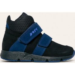 Bartek - Buty dziecięce. Niebieskie trampki chłopięce Bartek, bez wzorów, ze skóry, sportowe, z okrągłym noskiem, bez zapięcia. W wyprzedaży za 179,90 zł.