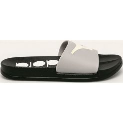 Diadora - Klapki Canaria. Czarne klapki damskie Diadora, bez wzorów, z materiału, bez obcasa, na obcasie. W wyprzedaży za 59,90 zł.