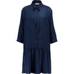 Sukienki: Cream COMMA Sukienka koszulowa royal navy blue