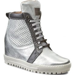 Sneakersy EKSBUT - 76-4129-369/F97/F94 Srebro Licowa. Szare botki damskie marki Eksbut, ze skóry. W wyprzedaży za 269,00 zł.