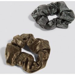 NA-KD Accessories Metaliczna gumka owijka 2-pak - Silver,Gold. Szare ozdoby do włosów marki NA-KD Accessories. Za 23,95 zł.
