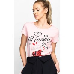 Różowy T-shirt Morning Coffee. Różowe t-shirty damskie Born2be, s, z nadrukiem, z okrągłym kołnierzem. Za 39,99 zł.