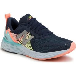 Buty NEW BALANCE - WTMPONP Granatowy. Niebieskie buty sportowe damskie New Balance, bez wzorów, z tworzywa sztucznego, sportowe, do biegania. W wyprzedaży za 319,00 zł.