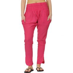 Roxy Spodenki damskie Beach Sarouel Woven pink. Różowe spodnie damskie Roxy, bez wzorów, z dresówki. Za 129,00 zł.