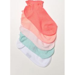 Blukids - Skarpetki dziecięce (5-pack). Szare skarpetki dziewczęce Blukids, bez wzorów, z elastanu. W wyprzedaży za 17,90 zł.
