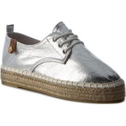 Espadryle TAMARIS - 1-23650-28 Silver Crack 944. Szare espadryle damskie Tamaris, bez wzorów, ze skóry ekologicznej, bez obcasa, na płaskiej podeszwie. W wyprzedaży za 149,00 zł.