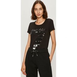 EA7 Emporio Armani - T-shirt. Czarne bluzki damskie EA7 Emporio Armani, s, z aplikacjami, z elastanu, z okrągłym kołnierzem. W wyprzedaży za 339,90 zł.