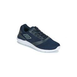 Buty Umbro FABBY. Niebieskie trampki męskie Umbro, bez wzorów, bez zapięcia. Za 118,30 zł.