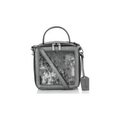 Skórzany elegancki kuferek premium. Szare kuferki damskie Gawor, w paski, eleganckie, z tłoczeniem, bez dodatków. Za 459,08 zł.