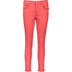 Dżinsy "Antonia" - Skinny fit - w kolorze czerwonym. Czerwone jeansy damskie Rosner. W wyprzedaży za 173,95 zł.