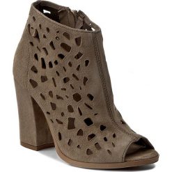 Buty zimowe damskie: Botki CARINII – B3976 I94-000-000-C36