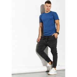 T-shirt Edward Orlovski "Shades" Jeans. Szare t-shirty męskie Edward Orlovski, l, z nadrukiem, z elastanu, eleganckie, z włoskim kołnierzykiem. Za 49,00 zł.