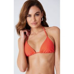 NA-KD Swimwear Góra od bikini Triangle - Orange. Pomarańczowe bikini NA-KD Swimwear. W wyprzedaży za 20,48 zł.