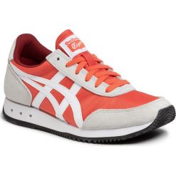 Sneakersy ONITSUKA TIGER - New York 1183A205 Red Snapper/White 601. Pomarańczowe półbuty damskie Onitsuka Tiger, bez wzorów, z zamszu, bez obcasa, bez zapięcia. W wyprzedaży za 239,00 zł.