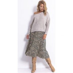 Sweter F789. Swetry damskie Fobya, uniwersalny, bez wzorów, klasyczne, bez rękawów, bez kaptura. Za 114,00 zł.