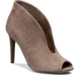 Buty zimowe damskie: Szpilki CARINII – B3465 Welur L’estrosa