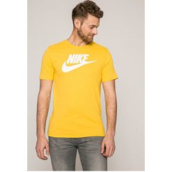 Nike Sportswear - T-shirt. Szare bez kategorii marki Nike Sportswear, xl, z nadrukiem, z bawełny, z okrągłym kołnierzem. Za 99,90 zł.