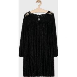 Blukids - Sukienka dziecięca 140-170 cm. Czarne sukienki dziewczęce Blukids, bez wzorów, z elastanu, eleganckie, z długim rękawem, długie, maxi, proste. W wyprzedaży za 99,90 zł.