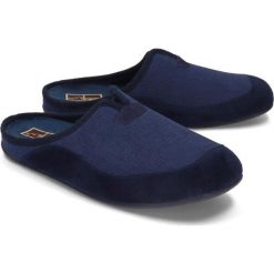 MANITU 220257-5 navy, kapcie męskie. Niebieskie kapcie męskie Manitu, z tkaniny. Za 156,90 zł.
