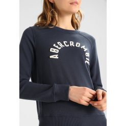 Bluzy damskie: Abercrombie & Fitch SUNFADE TECH LOGO CREW Bluza navy