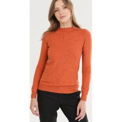Camelowy Sweter Sharera. Brązowe swetry damskie Born2be, s, bez wzorów, bez rękawów, bez kaptura. Za 69,99 zł.