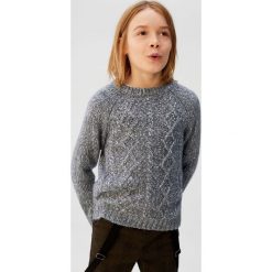 Mango Kids - Sweter dziecięcy Stones 110-164 cm. Szare swetry chłopięce Mango Kids, bez wzorów, z poliesteru, z okrągłym kołnierzem. Za 99,90 zł.