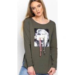 Ciemnozielona Bluzka Come About. Niebieskie bluzki longsleeves marki bonprix. Za 39,99 zł.