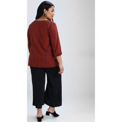 Bluzki asymetryczne: Zizzi ZKATE BLOUSE Bluzka red pear comb