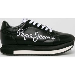 Pepe Jeans - Buty. Białe buty sportowe damskie Pepe Jeans, bez wzorów, z jeansu, sportowe. W wyprzedaży za 299,90 zł.