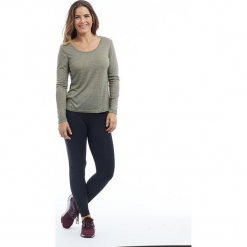 Koszulka "Rebecca" w kolorze khaki. Brązowe t-shirty damskie BALANCE COLLECTION, s, z okrągłym kołnierzem, z długim rękawem. W wyprzedaży za 65,95 zł.