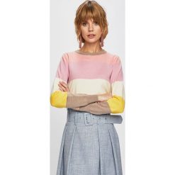 Answear - Sweter. Pomarańczowe swetry damskie ANSWEAR, s, bez wzorów, z wiskozy, z krótkim rękawem, krótkie, bez kaptura. W wyprzedaży za 99,90 zł.