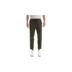 Spodnie z lejącego materiału Jack Jones 12133073 VEGA CROP. Zielone spodnie męskie Jack & Jones, m, bez wzorów. W wyprzedaży za 132,21 zł.