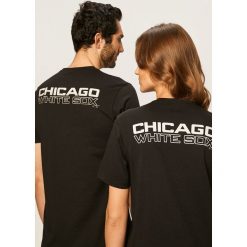47brand - T-shirt. Czarne bluzki damskie 47brand, s, z nadrukiem, z bawełny, z okrągłym kołnierzem. W wyprzedaży za 99,90 zł.