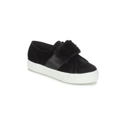 Buty Superga 2750-LEAPATENTW. Czarne trampki i tenisówki damskie Superga, bez wzorów, bez zapięcia. Za 423,20 zł.