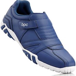 Buty wsuwane bonprix indygo. Niebieskie buty sportowe męskie bonprix, bez zapięcia. Za 74,99 zł.