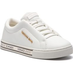 Sneakersy VERSACE JEANS - E0VTBSO3 70978 003. Białe półbuty damskie Versace Jeans, z jeansu. W wyprzedaży za 559,00 zł.