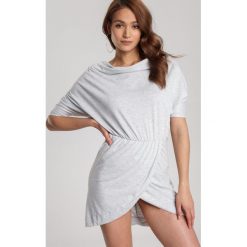 Jasnoszara Sukienka Aquaneh. Szare sukienki damskie Renee, xl, bez wzorów, z dzianiny, bez kołnierzyka, bez rękawów. W wyprzedaży za 79,99 zł.