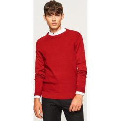 Sweter - Czerwony. Czerwone swetry klasyczne męskie marki Reserved, l. Za 119,99 zł.