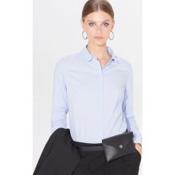 Klasyczna koszula - Niebieski. Niebieskie koszule damskie Mohito, klasyczne. W wyprzedaży za 39,99 zł.
