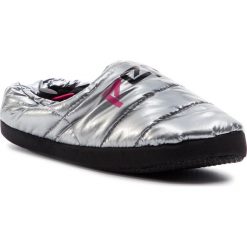 Kapcie PEPE JEANS - Sky Woman PLS20001 Chrome 952. Klapki damskie Pepe Jeans, bez wzorów, z jeansu, bez obcasa. Za 129,00 zł.