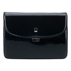 David Jones Damska Torebka Crossbody Black cm4024. Czarne torebki klasyczne damskie marki David Jones, w paski, bez dodatków. W wyprzedaży za 93,00 zł.