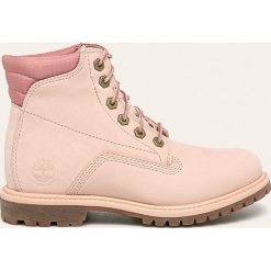 Timberland - Workery skórzane Waterville. Różowe workery damskie Timberland, ze skóry, z okrągłym noskiem, na sznurówki. W wyprzedaży za 699,90 zł.