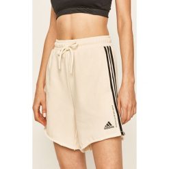 Adidas Performance - Szorty. Szorty damskie adidas Performance, s, z aplikacjami, z dzianiny, casualowe. Za 149,90 zł.